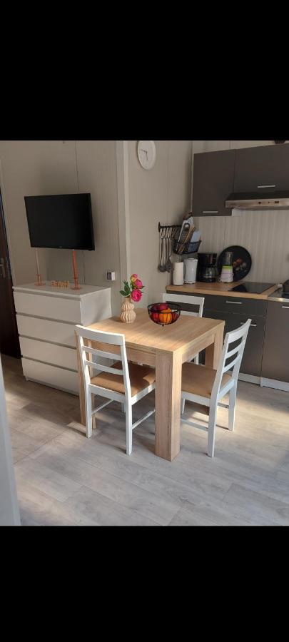 Mobile Home Luna Senj  Ngoại thất bức ảnh